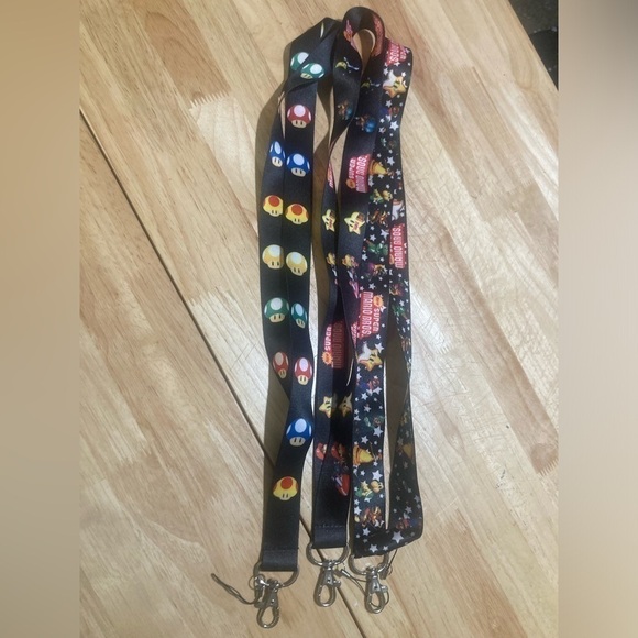 4/$25 Super Mario Brothers lanyard. You get all 3 for the $. 3 diff designs. - Picture 1 of 3